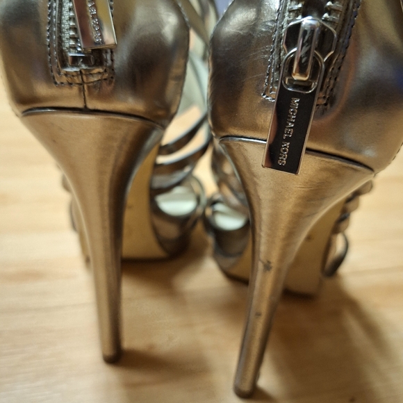 Michael Kors Ava platform buckle strap sandal heels in nickel 7 - Picture 6 of 9